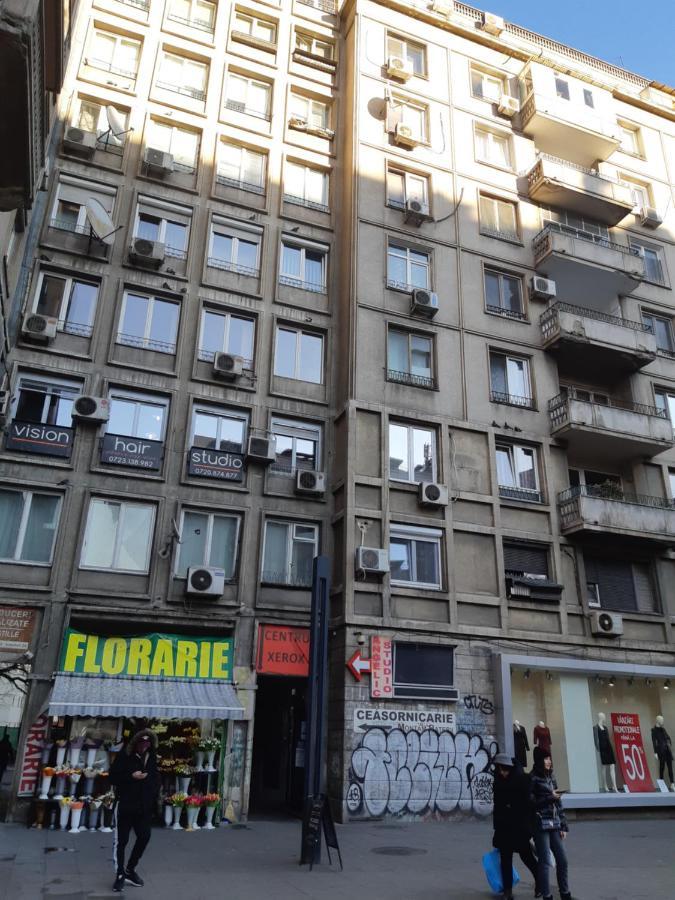 Lucian Studio Apartment Bucharest Exterior photo